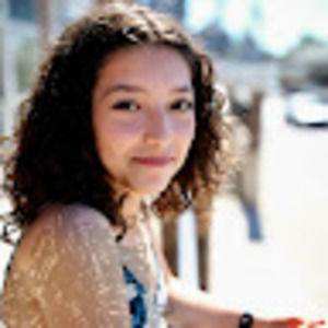 Meet your Posher, Ana laura